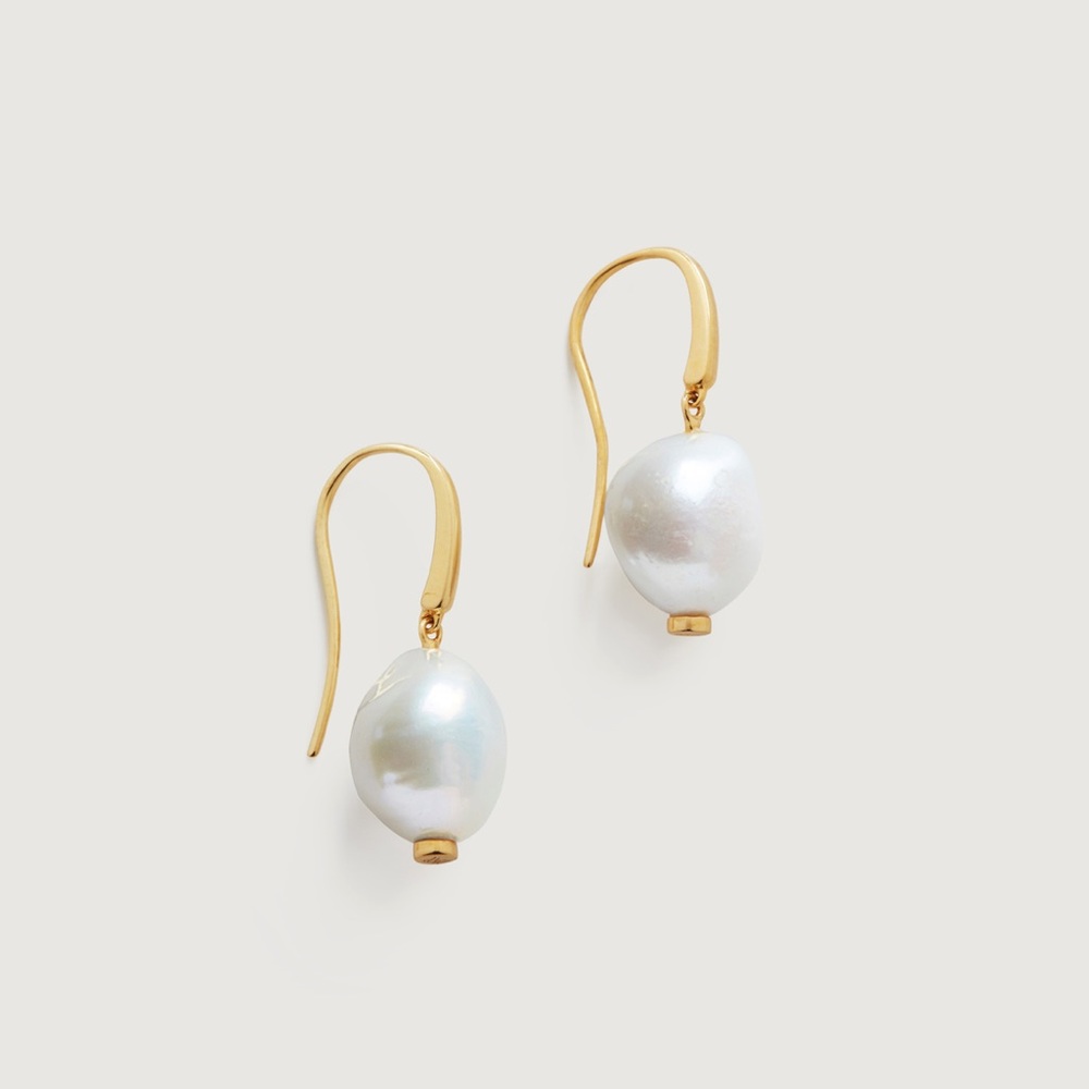 Monica Vinader Nura Pearl Wire Earrings
18ct  Gold Plated Vermeil